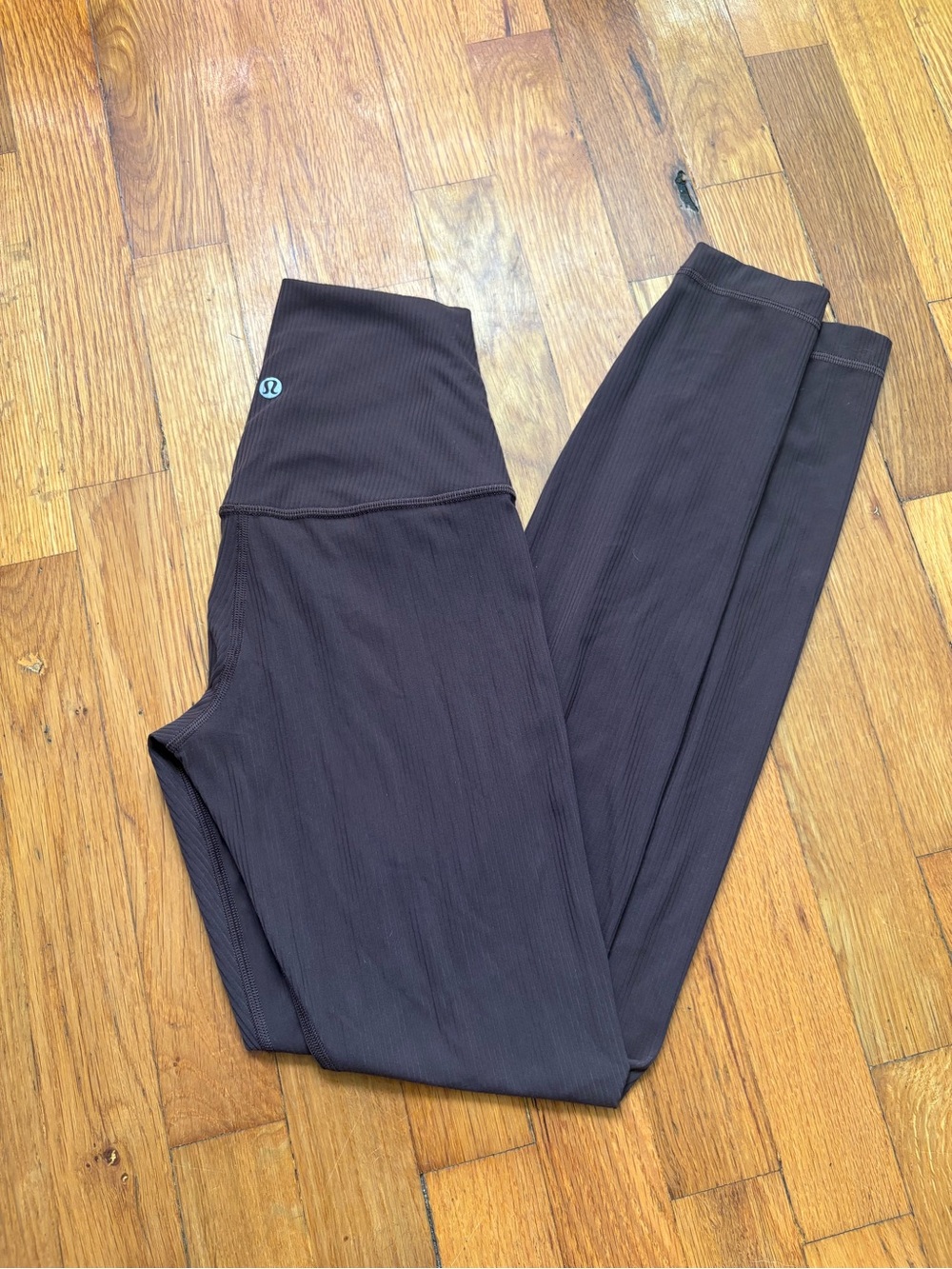 Lululemon High-Rise Ribbed Leggings in Deep Brown